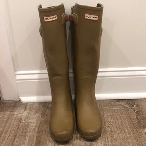 Hunter Refined Rain Boot - Khaki w. Coral Straps